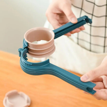 Bag Clip with Pour Spout Reusable Cap Sealer Clips Convenient Food Bag Clips Moisture-Proof Snack Clips Kitchen Accessories