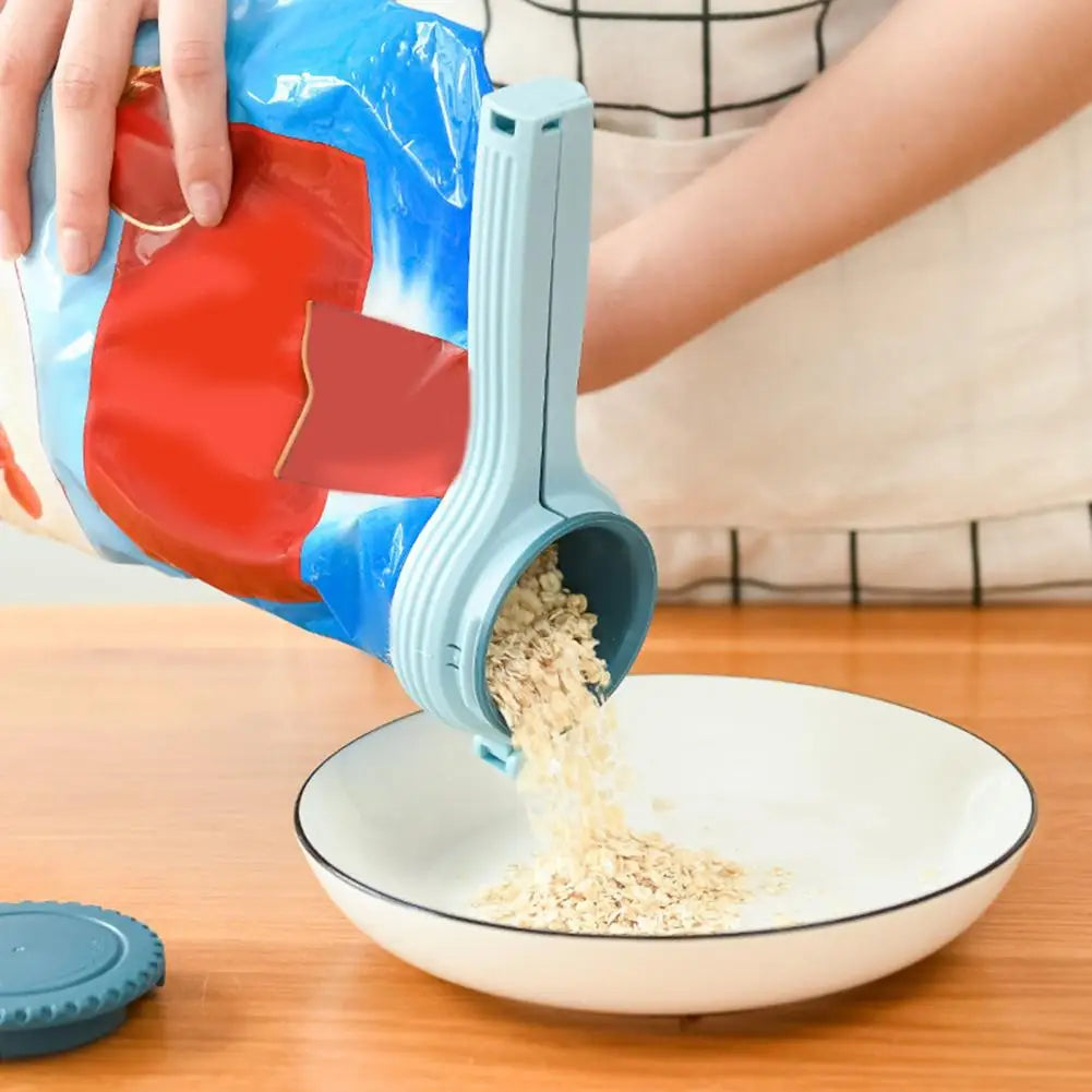 Bag Clip with Pour Spout Reusable Cap Sealer Clips Convenient Food Bag Clips Moisture-Proof Snack Clips Kitchen Accessories